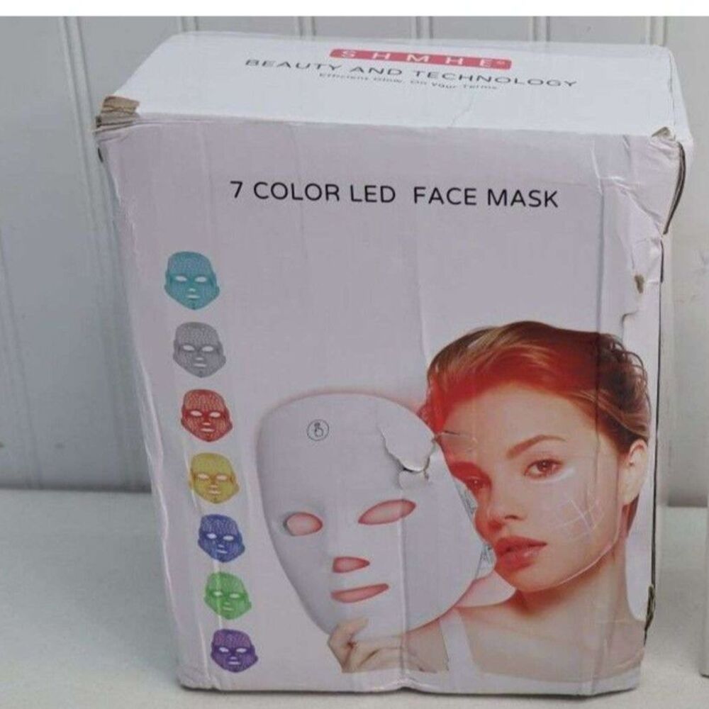 NEW 7-Color LED Face Mask, damaged box